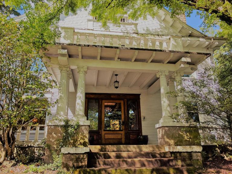 Evermore Guesthouse - B&B Portland
