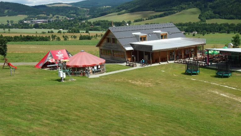 Apartmany ve Skiresortu Bukova hora - B&B Mlýnický Dvůr