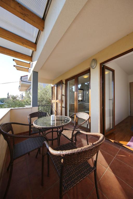 Be-Bu-Mar Apartments - B&B Sv. Filipi i Jakov