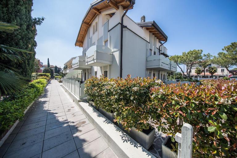 Monica Appartamenti - Ferienwohnung Sirmione