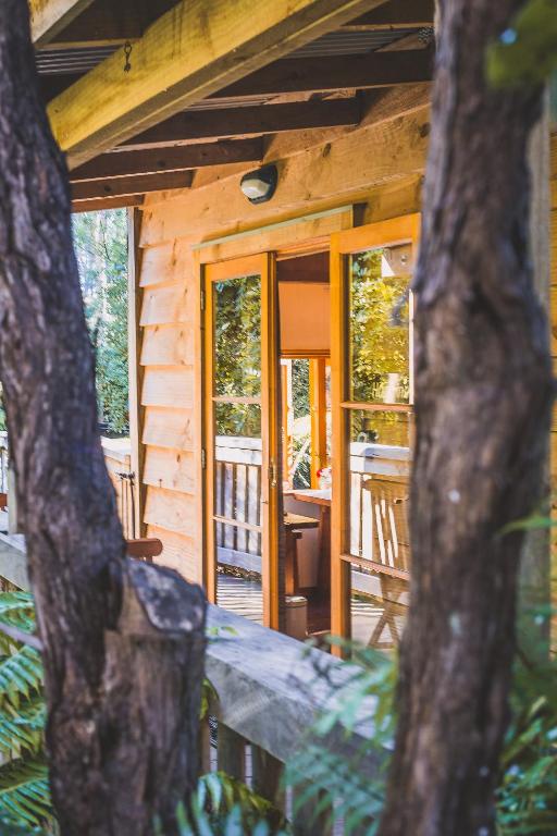 Hush Boutique Accommodation - B&B Coromandel
