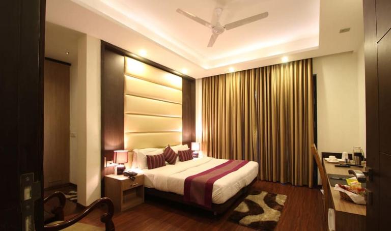 Indiyaah Inn - Bed and Breakfast Gurgaon