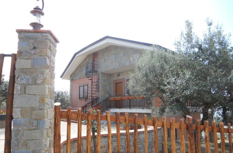 Casale Il Gheppio - B&B Laureana Cilento