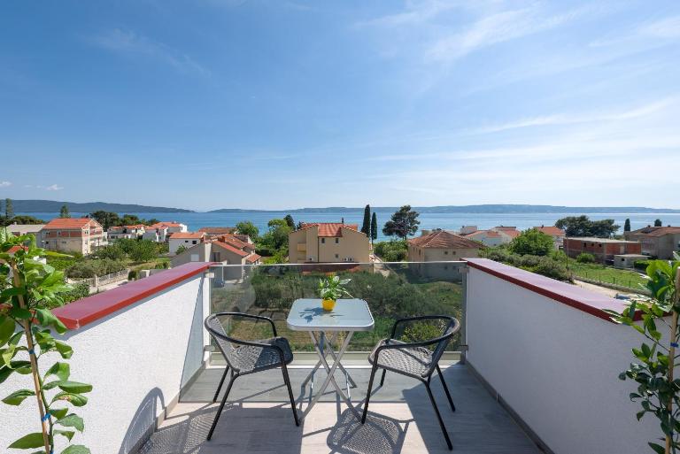 Apartments Kapo - B&B Kutleše