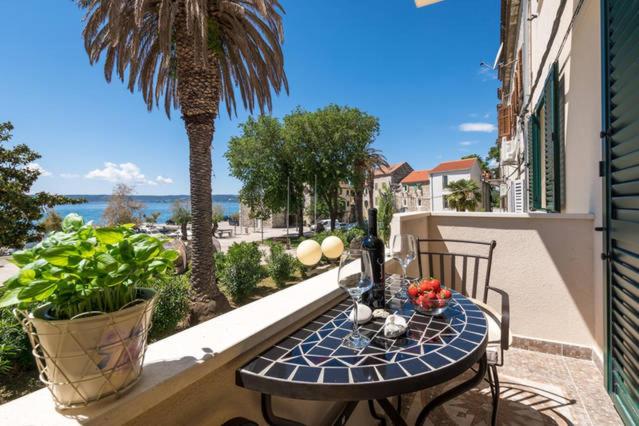 Apartment Dujić with hot tub - Chambres d'hôtes Kutleše