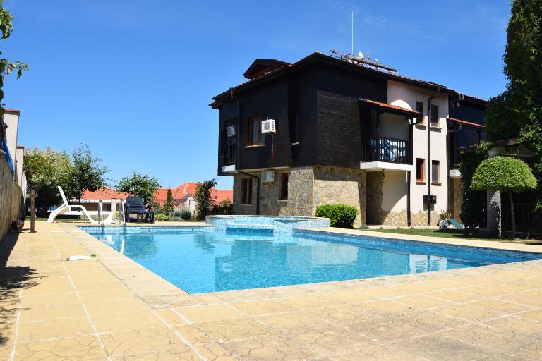 Paradise Bay Villas - Ferienwohnung Sosopol