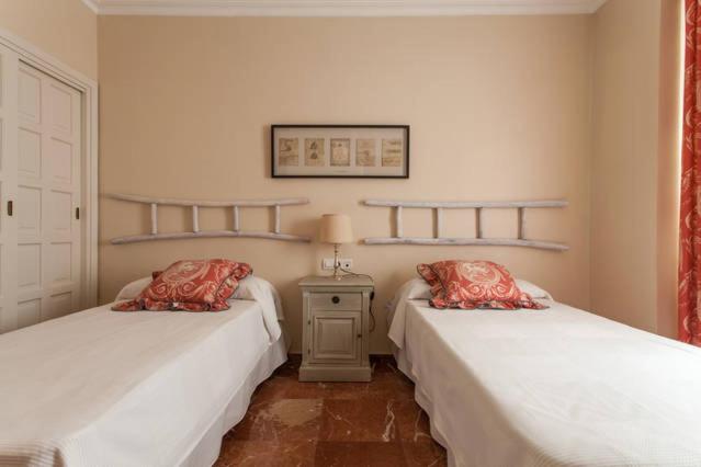 Apartamento Plaza Nueva - image 11