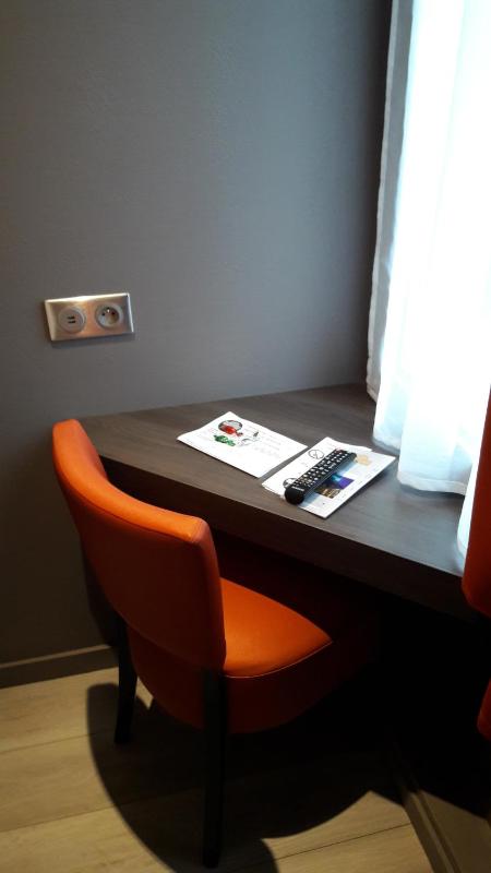 Superior Double or Twin Room image 4