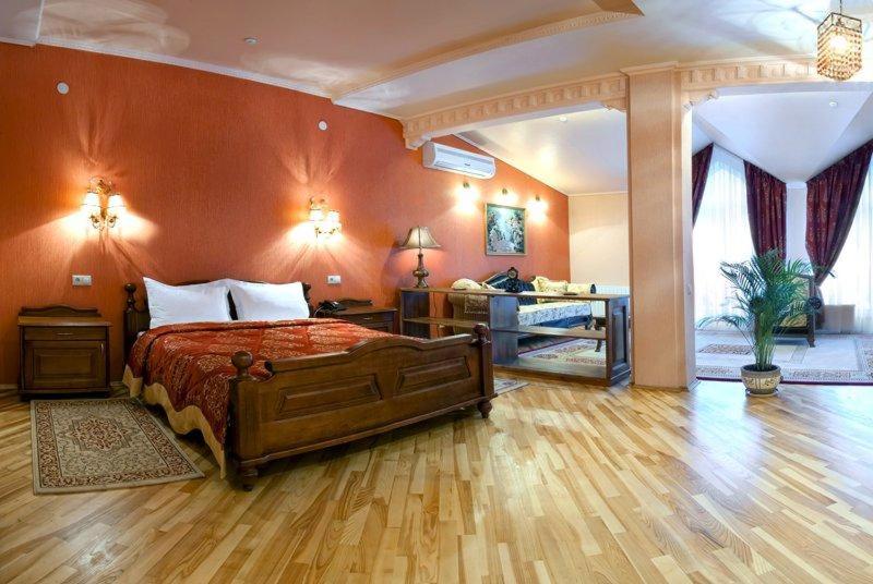 Suite with Sauna image 2