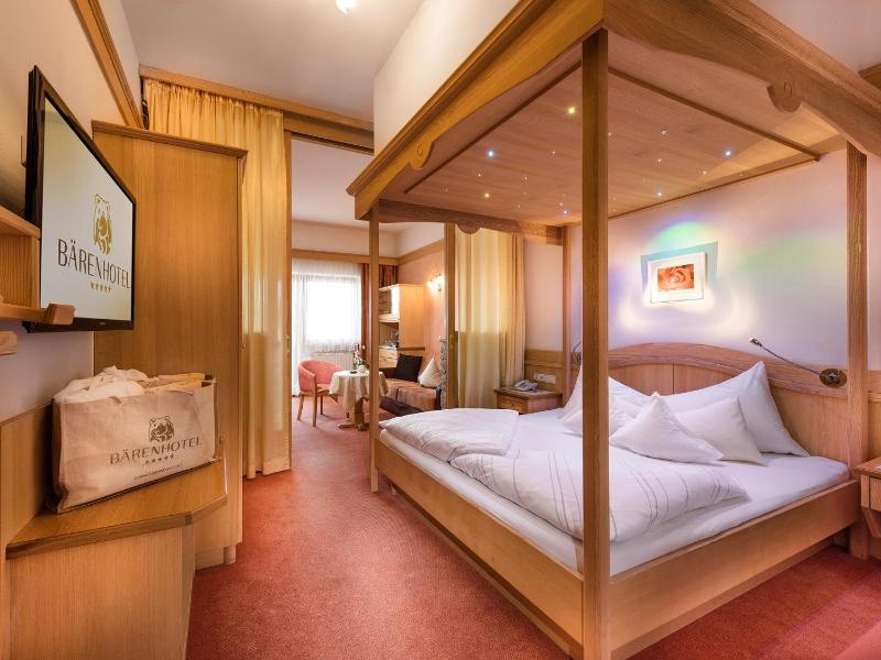Suite with Balcony image 1