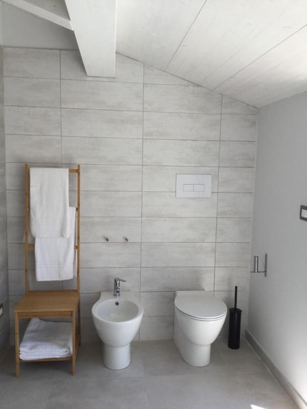 Deluxe Double Room with Balcony and Sea View image 4