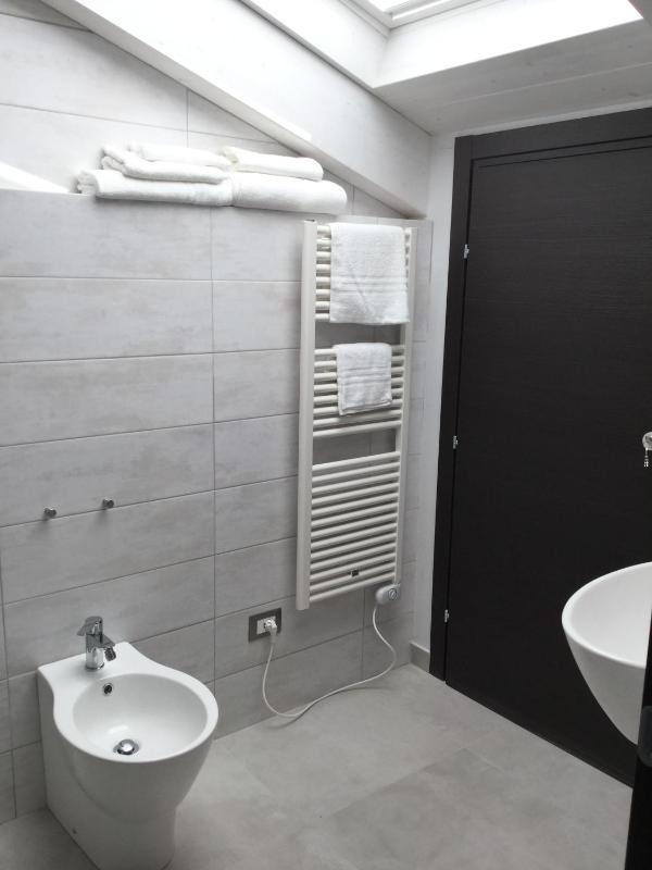 Deluxe Double Room with Balcony and Sea View image 2