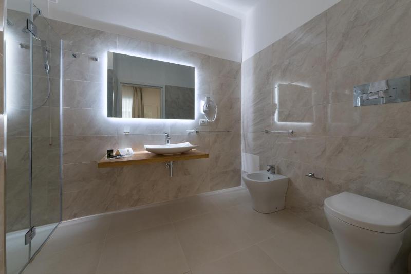 Artemide Hotel - image 44