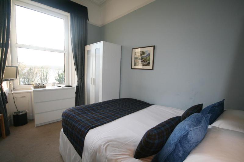 Small Double Room with Sea View  image 3