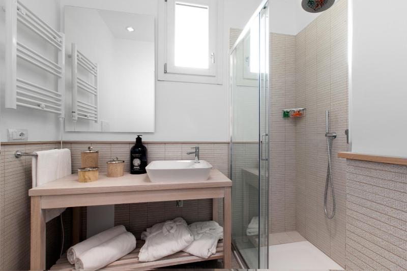 Ulisse Apartment - image 33