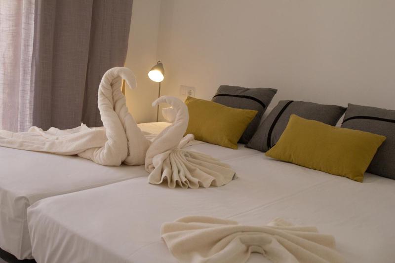 Two-Bedroom Apartment image 4