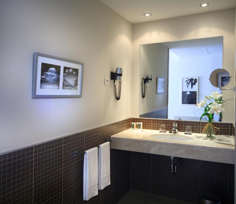 Superior Double Room with Terrace image 3