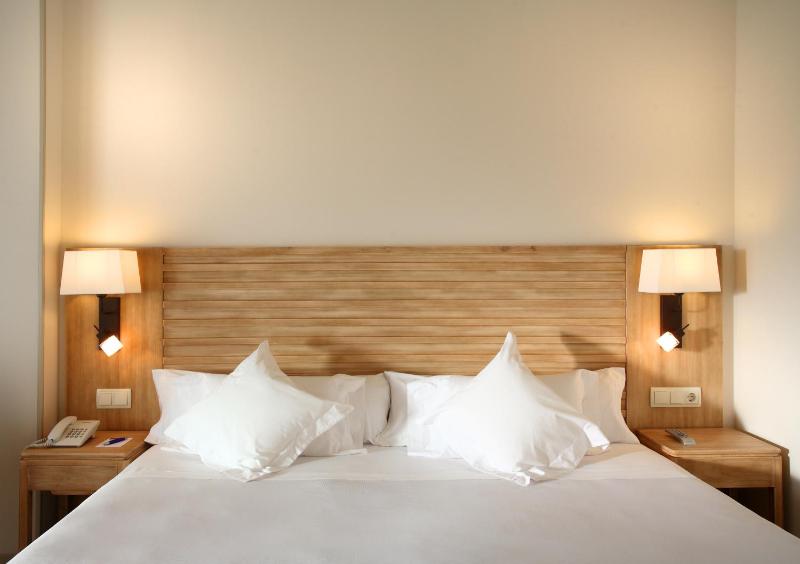 Superior Double Room with Terrace image 4