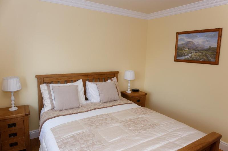 Double Room image 3