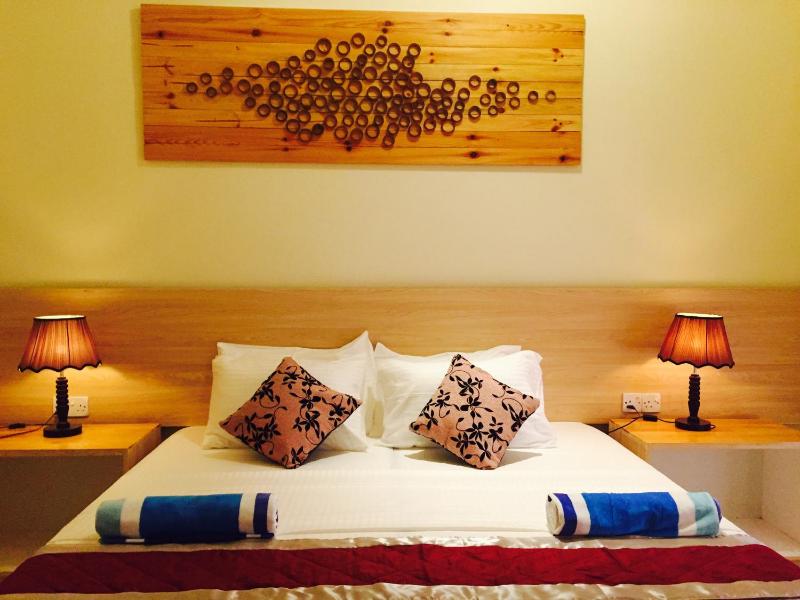 Deluxe Double or Twin Room image 1