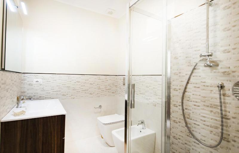 Double Room image 1