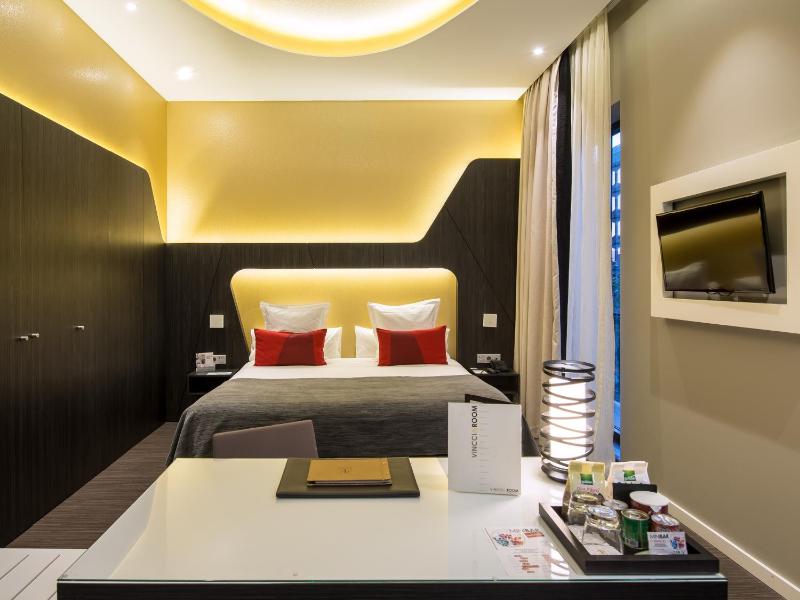 Superior Double Room image 3