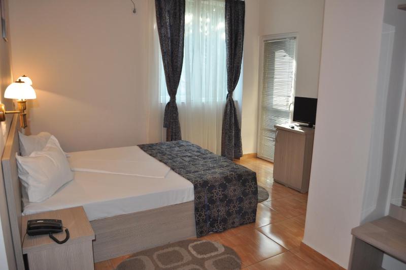 Hotel Regal - image 22