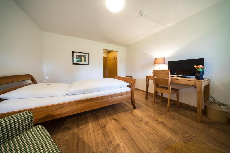 Comfort Single Room image 2