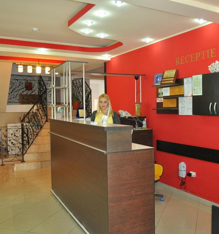 Hotel Regal - image 14
