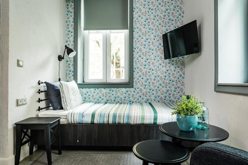 Deluxe Single Room image 4