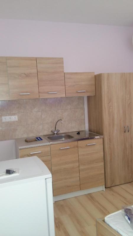 Studio Apartment image 4