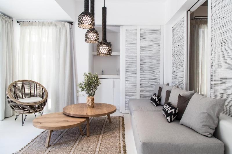 Two-Bedroom Suite with Private Plunge Pool image 2