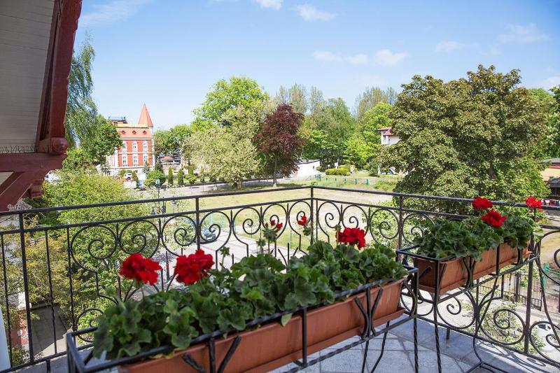 Villa Mistral - image 2