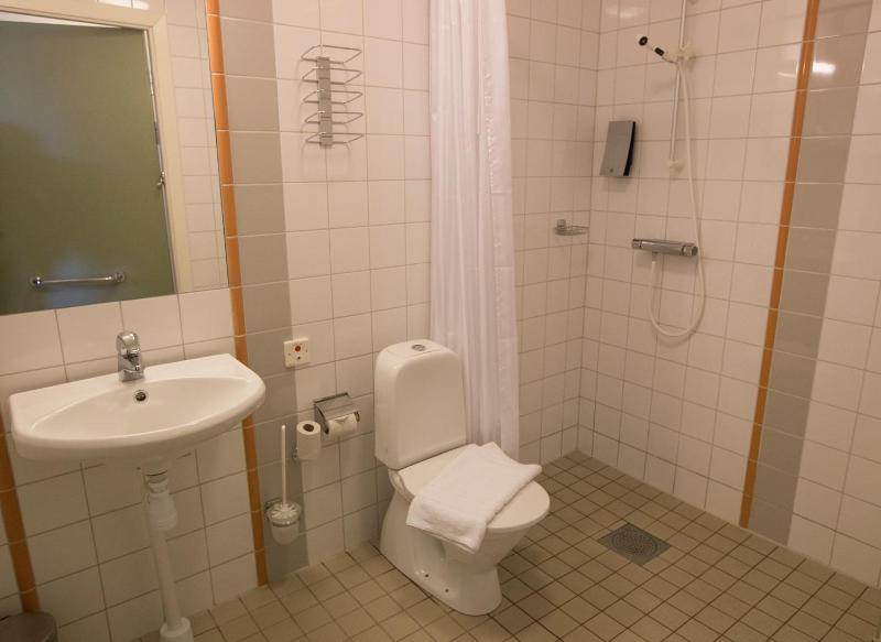 Grand Lit Single Room image 2