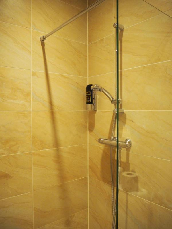 Aston City Hotel - image 4
