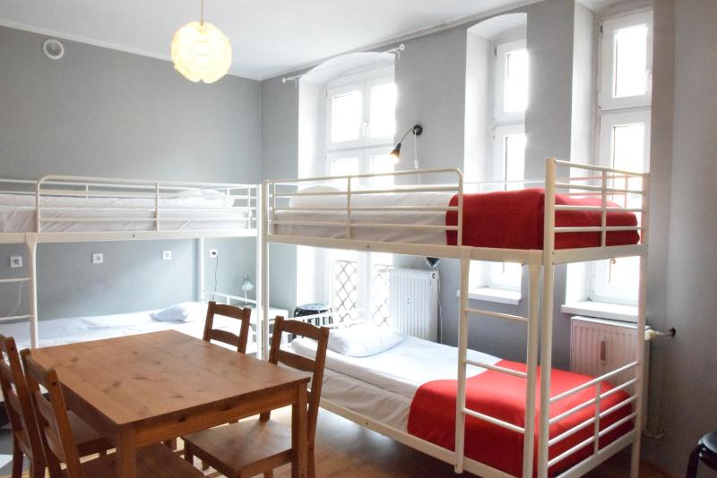Bed in 8-Bed Dormitory Room image 1