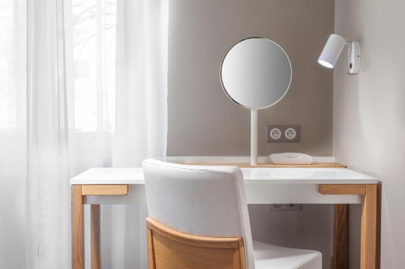 Superior Double or Twin Room image 4