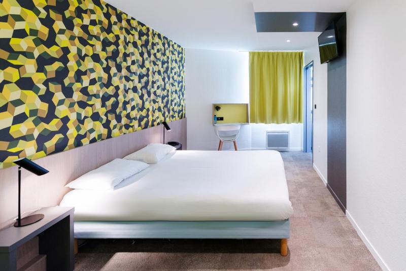 Double Room image 1