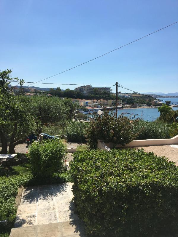 One-Bedroom Apartment with Sea View image 2
