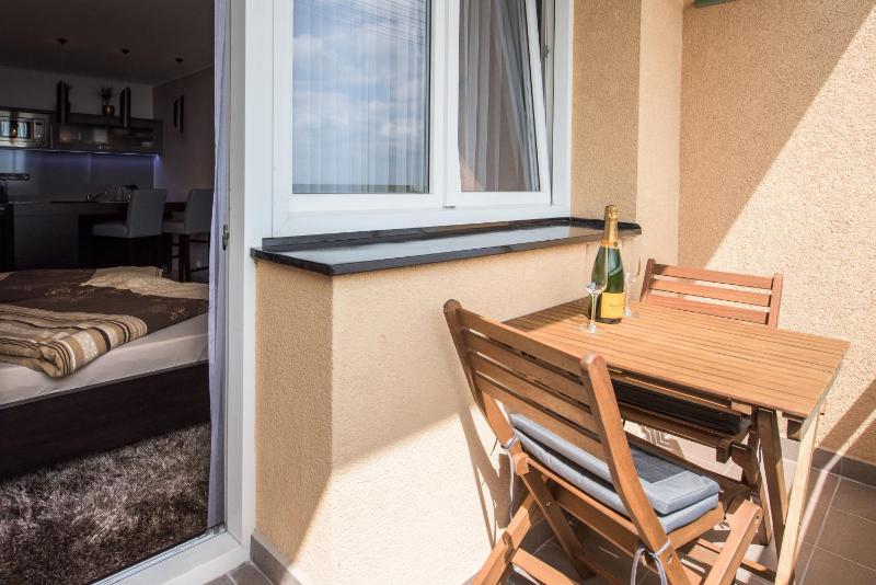 Apartment with Balcony image 2