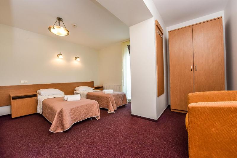 Family Apartment (2 Adults + 2 Children) image 2