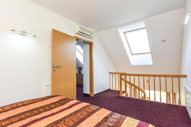 Two-Bedroom Suite image 4