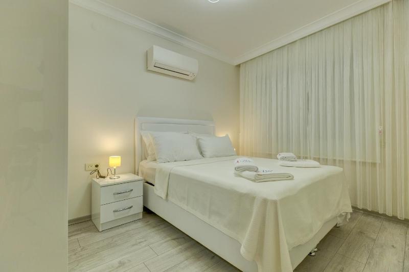 Deluxe Family Suite image 2