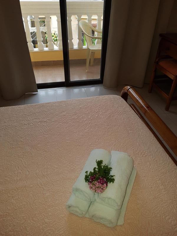 Double Room with Balcony image 4
