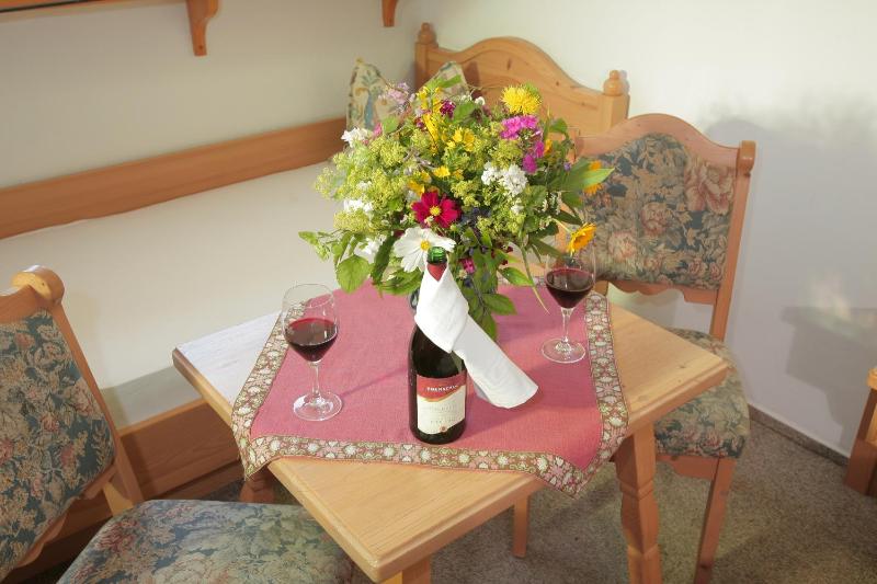 Standard Double Room image 3