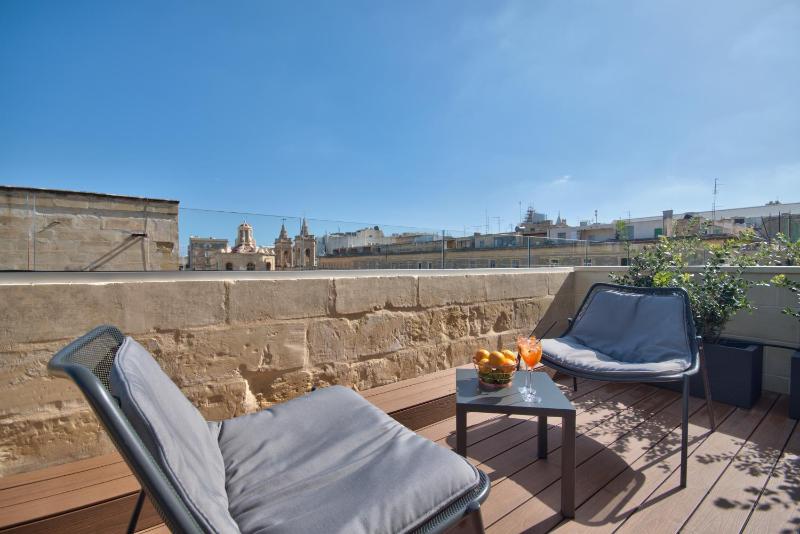 Superior Suite with Terrace image 1