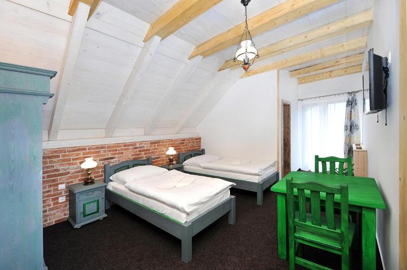 Double or Twin Room image 4
