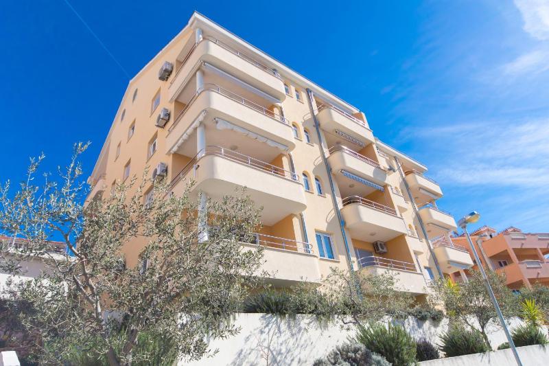 Apartment with Sea View image 4
