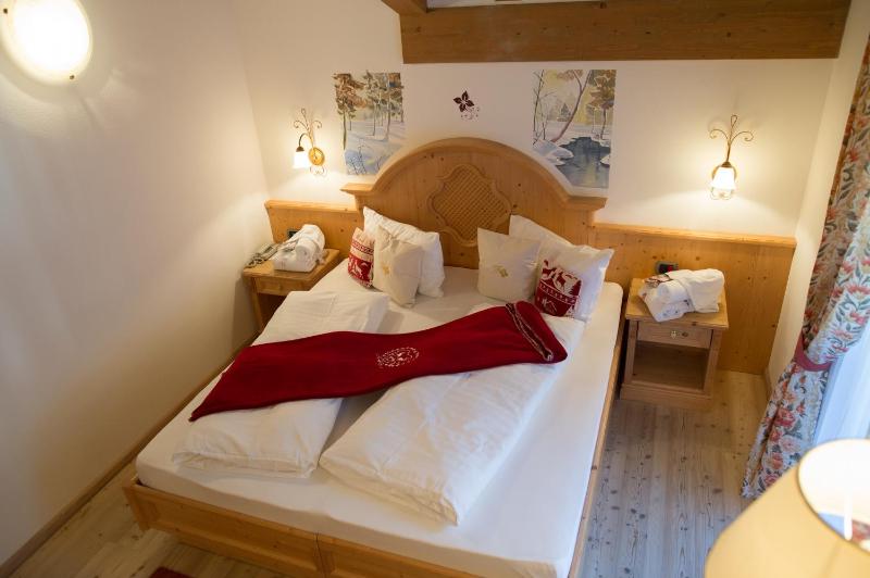 Superior Double or Twin Room image 1