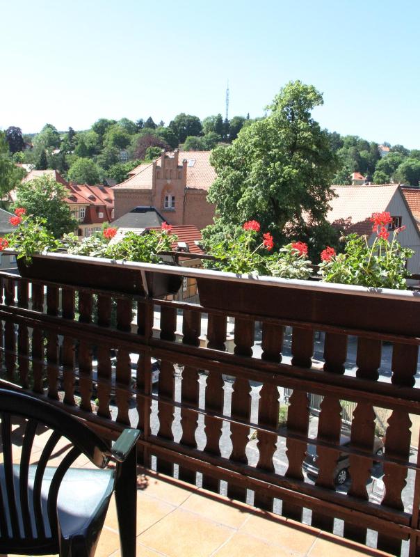 Classic Double Room with Balcony image 4